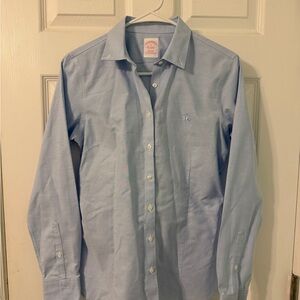Women’s Brooks Brothers button up in blue
